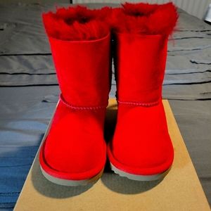 Toddlers ugg boots only worn twice